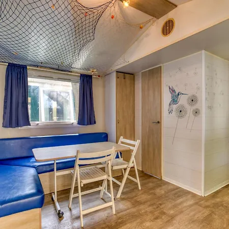 Dom wakacyjny Mobilhome Avec Piscine *