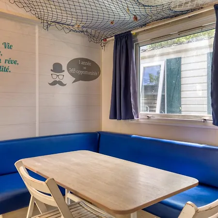 Dom wakacyjny Mobilhome Avec Piscine *