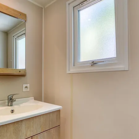 Mobilhome Avec Piscine Dom wakacyjny *